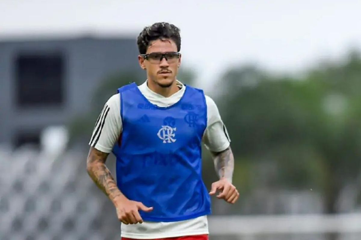 PEDRO TREINANDO DE ÓCULOS NO FLAMENGO? ENTENDA O MOTIVO....